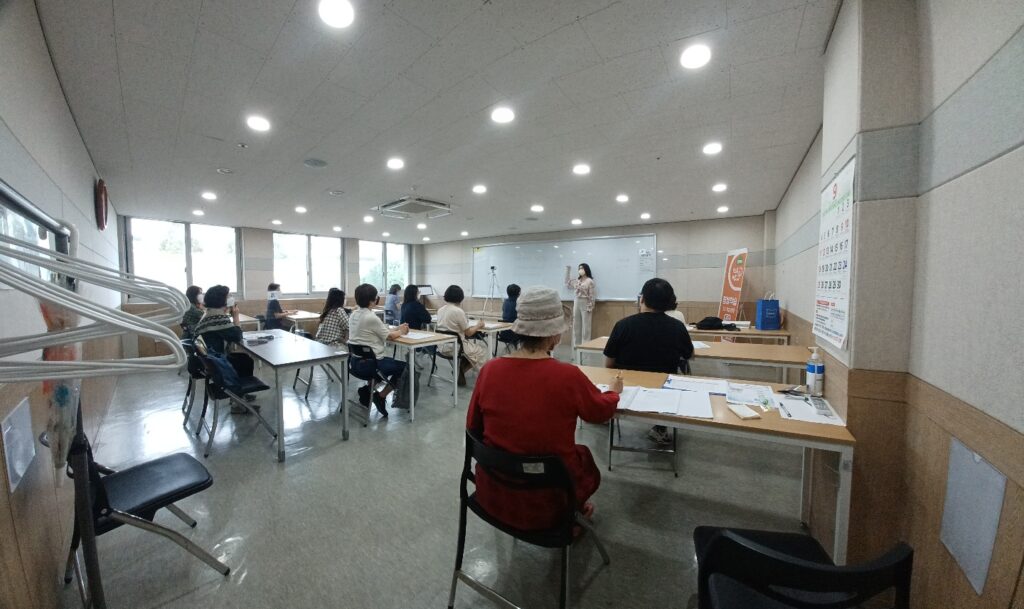비즈니스 스피치 교육 커리큘럼: 보고·회의·발표·설득을 한 번에 훈련하려면1